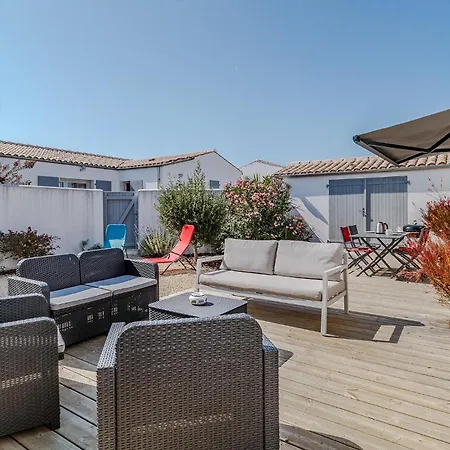 In * Saint-Denis-dʼOléron