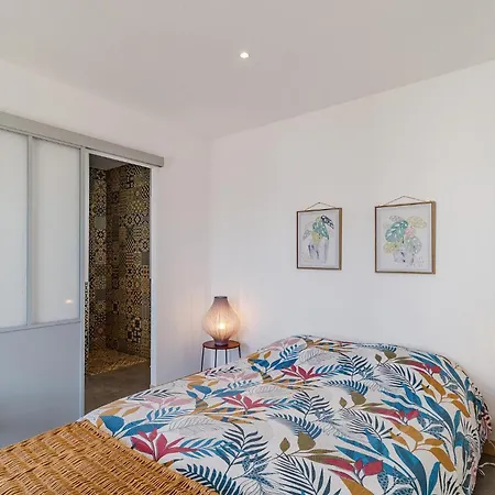 In * Saint-Denis-dʼOléron